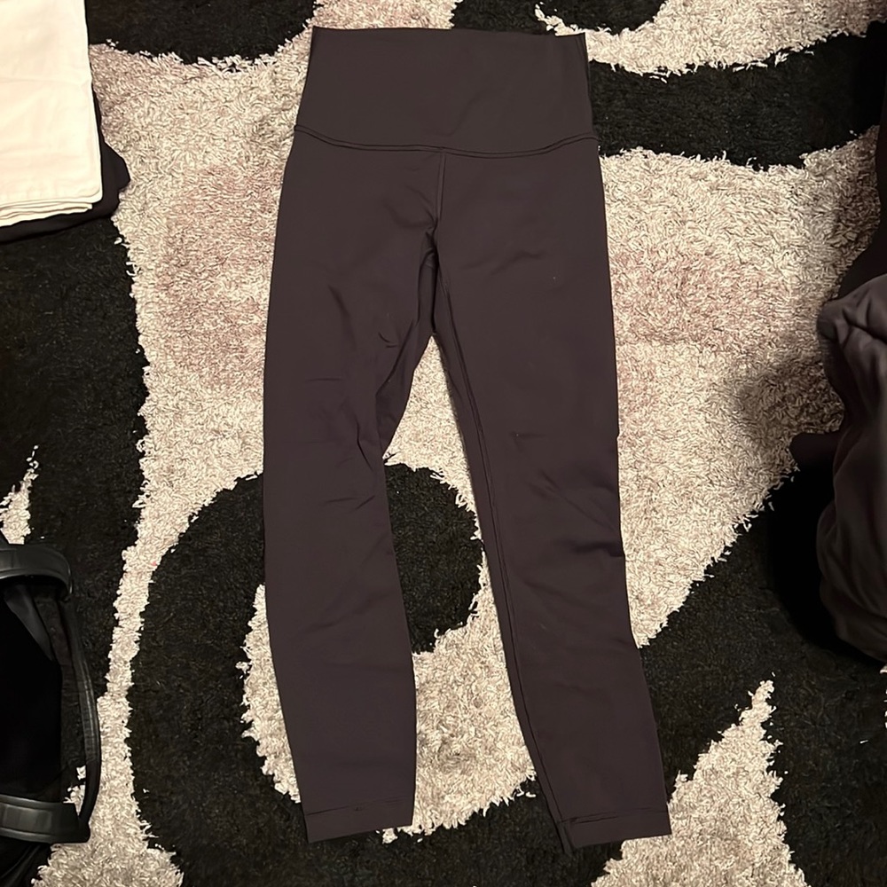 Lululemon wunder under luon *perfect condition